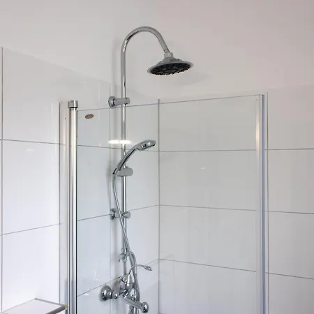 Modernes 2 Apartment, 6 Personen, Wifi Apartment Wuppertal