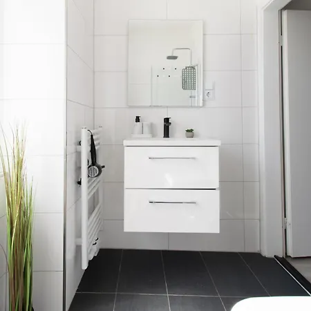 Livesto Easytrip Ii Modernes 2 Apartment, 6 Personen, Wifi * Wuppertal